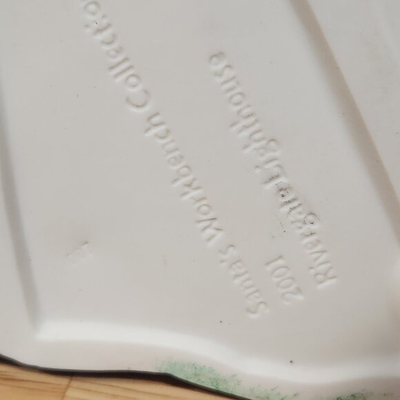 Santa's Workbench RIVERGATE LIGHTHOUSE Christmas Village Classic Series 2001 - Picture 3 of 6